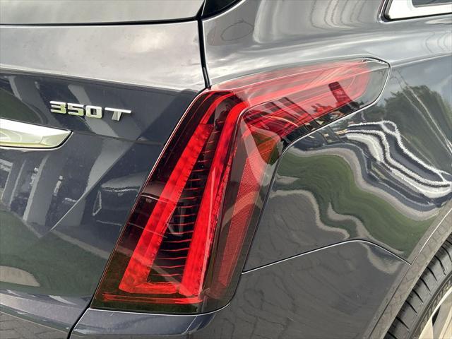 new 2025 Cadillac XT5 car, priced at $51,615