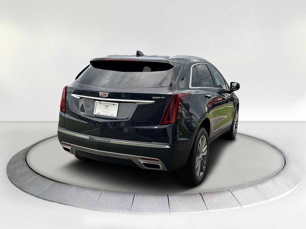 new 2025 Cadillac XT5 car, priced at $52,615