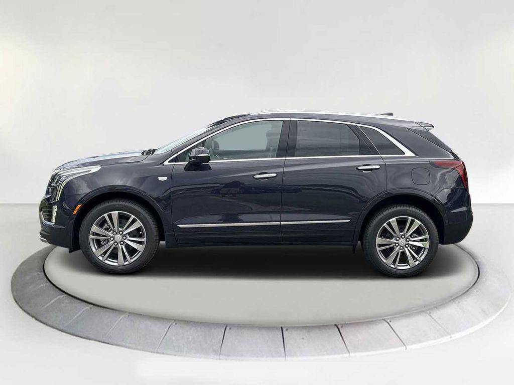 new 2025 Cadillac XT5 car, priced at $52,615