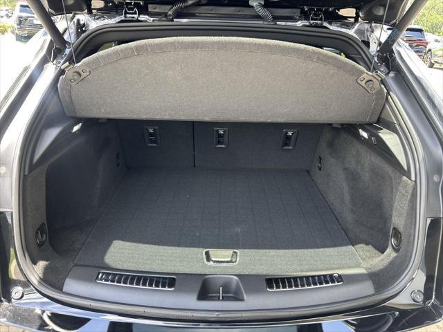 used 2023 Cadillac XT4 car, priced at $33,598