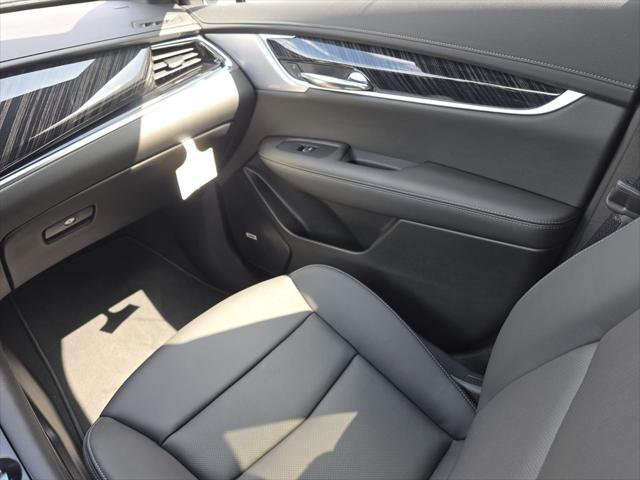 new 2025 Cadillac XT6 car, priced at $56,265