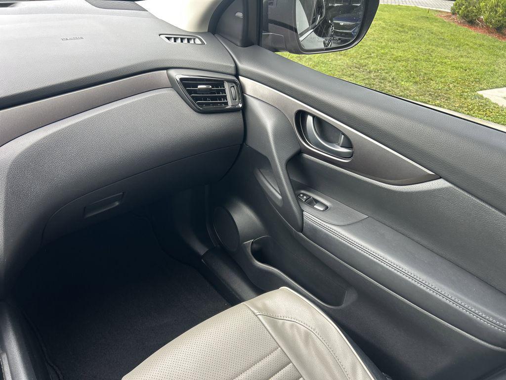 used 2020 Nissan Rogue Sport car, priced at $17,792