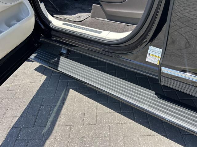 used 2024 Lincoln Navigator car, priced at $89,997