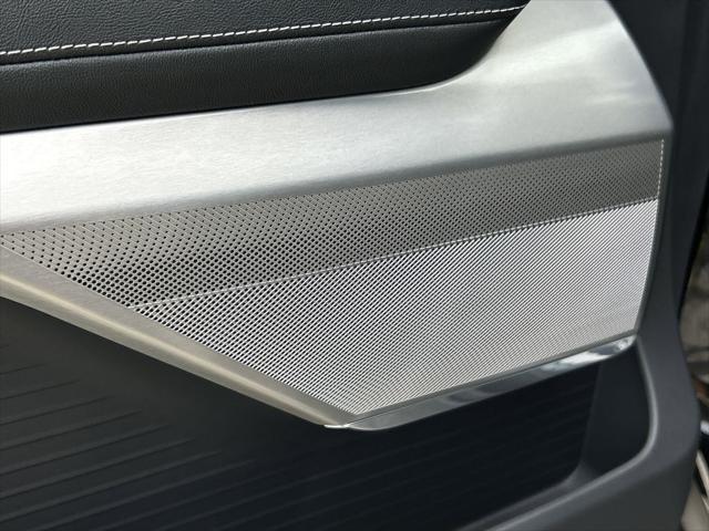 new 2026 Cadillac VISTIQ car, priced at $79,715