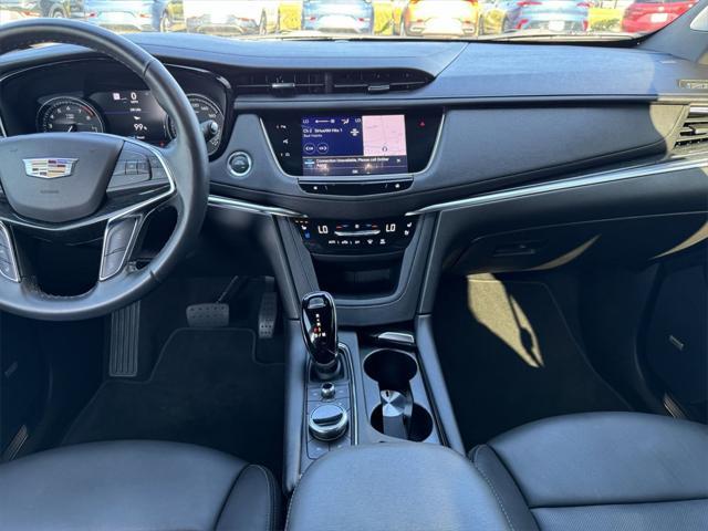 used 2022 Cadillac XT5 car, priced at $31,723