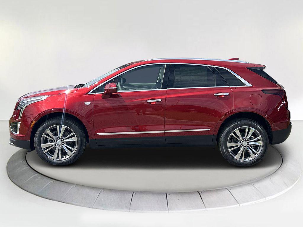new 2025 Cadillac XT5 car, priced at $54,515