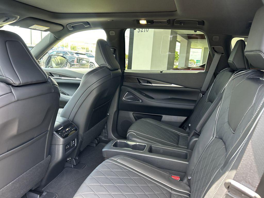 used 2025 INFINITI QX60 car, priced at $55,987