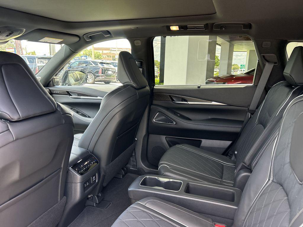 used 2025 INFINITI QX60 car, priced at $55,987