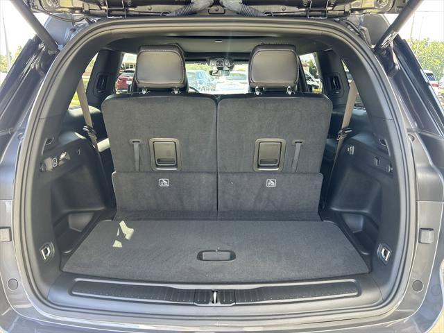 used 2024 Jeep Grand Cherokee L car, priced at $40,225