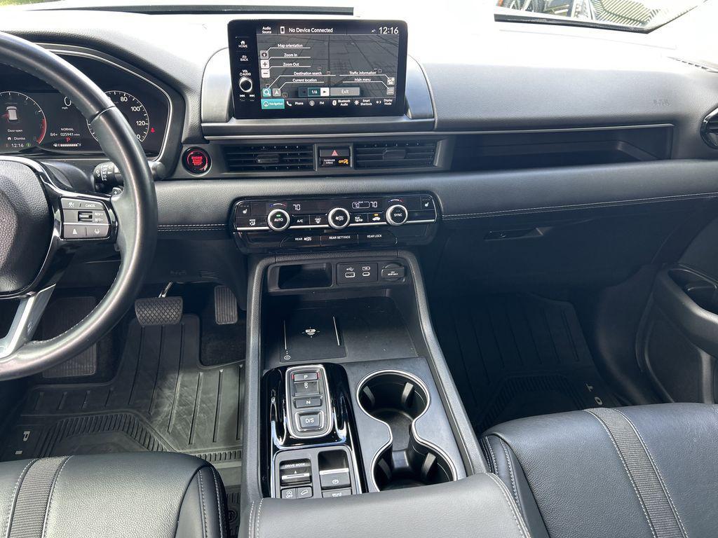used 2023 Honda Pilot car, priced at $38,575