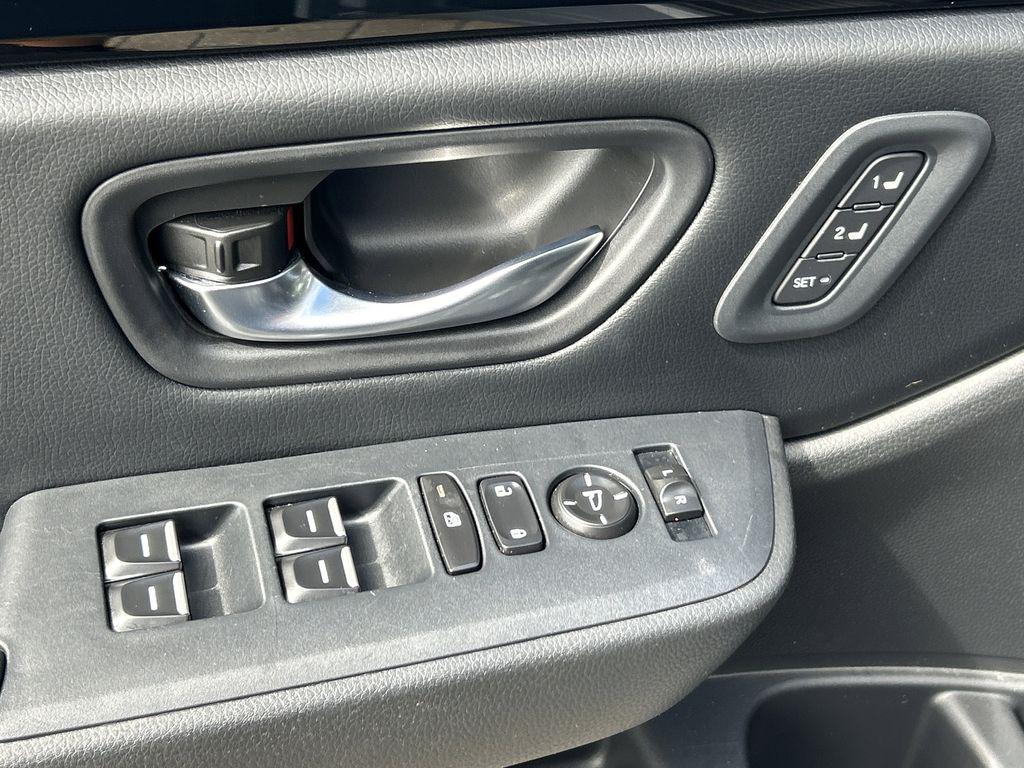 used 2023 Honda Pilot car, priced at $38,575