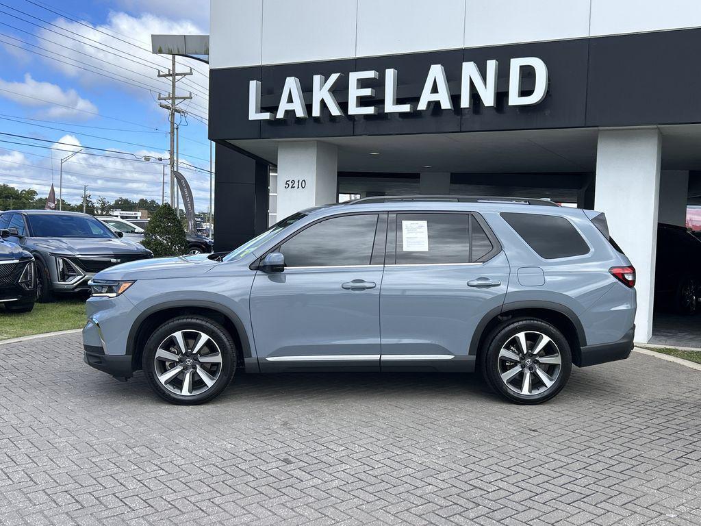used 2023 Honda Pilot car, priced at $38,575