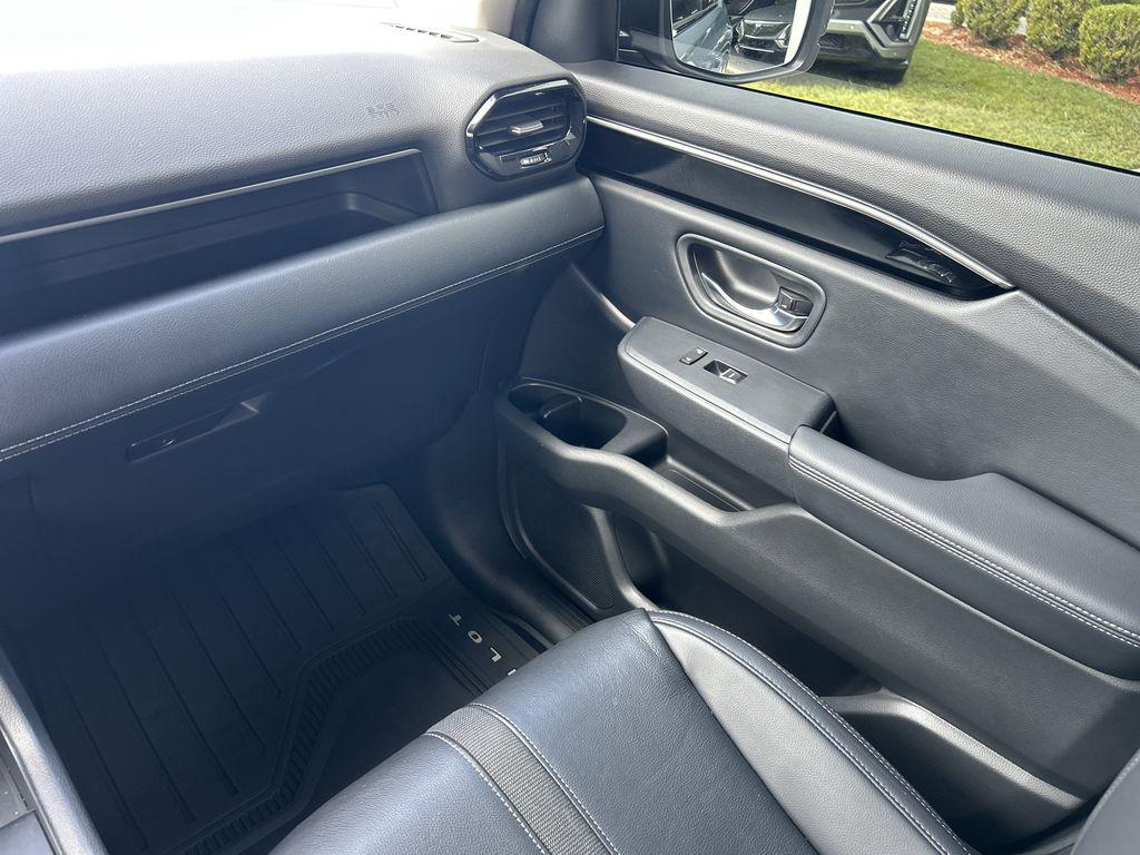 used 2023 Honda Pilot car, priced at $38,575