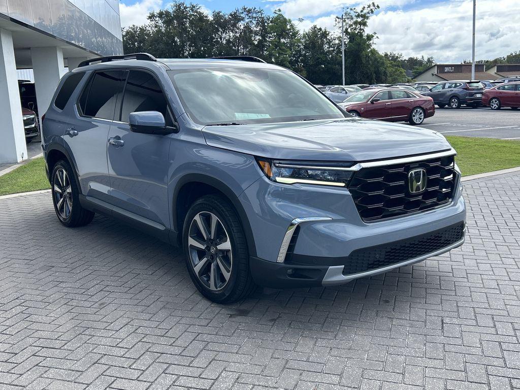 used 2023 Honda Pilot car, priced at $38,575