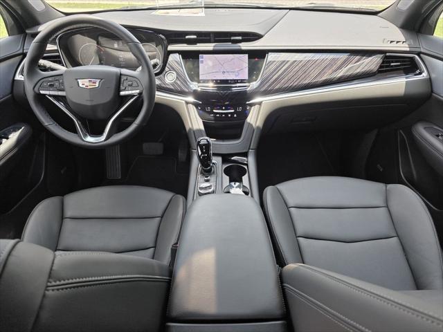 new 2025 Cadillac XT6 car, priced at $55,665