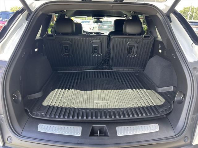 used 2021 Cadillac XT5 car, priced at $25,562