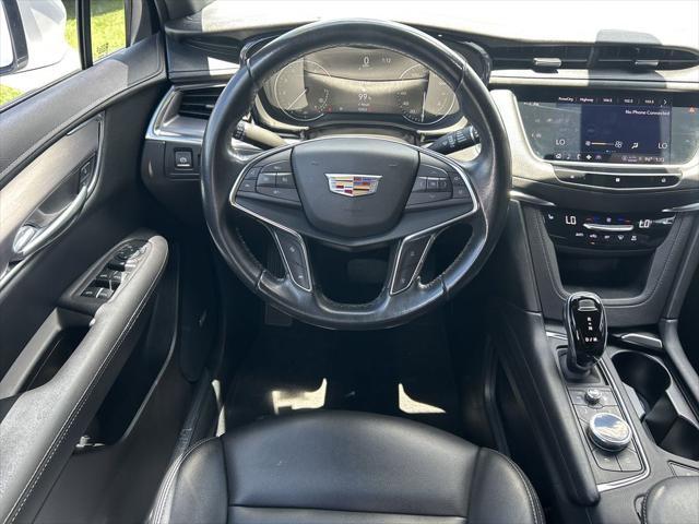 used 2021 Cadillac XT5 car, priced at $25,562