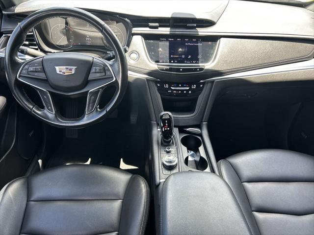 used 2021 Cadillac XT5 car, priced at $25,562