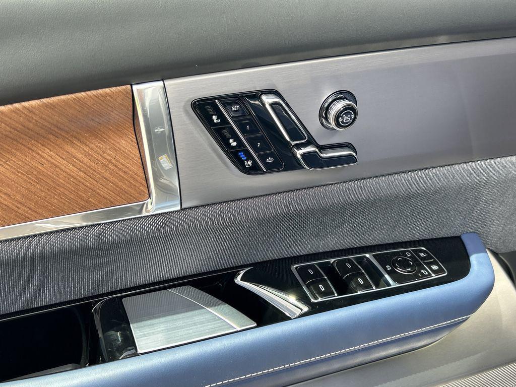 new 2026 Cadillac VISTIQ car, priced at $94,190