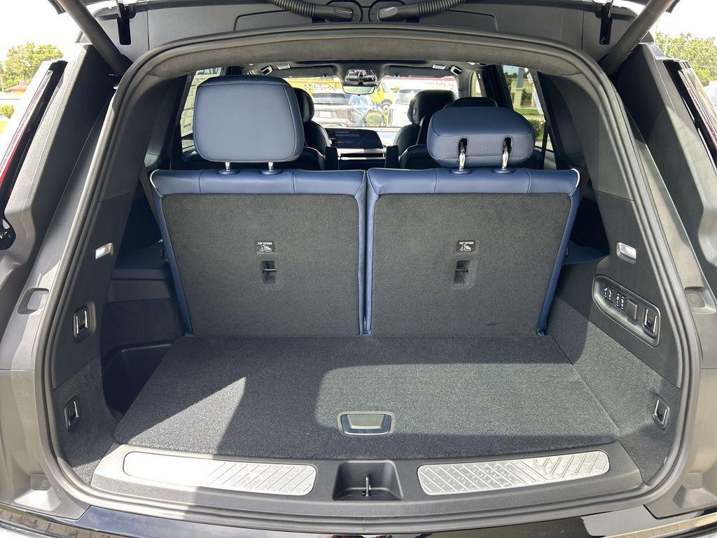 new 2026 Cadillac VISTIQ car, priced at $94,190