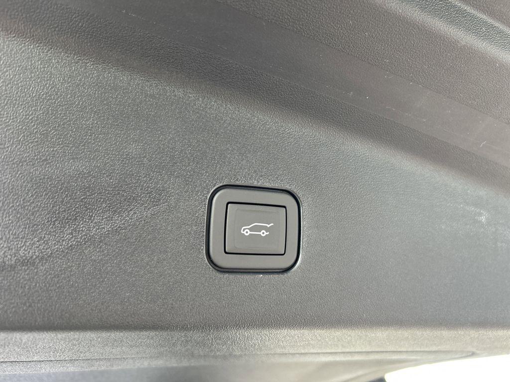 new 2026 Cadillac VISTIQ car, priced at $80,515