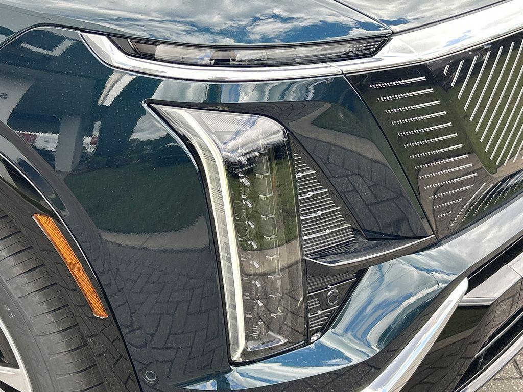 new 2026 Cadillac VISTIQ car, priced at $80,515