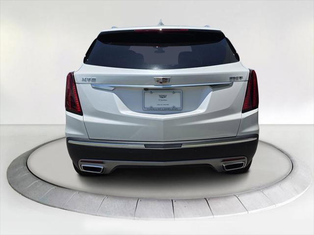 new 2025 Cadillac XT5 car, priced at $53,215