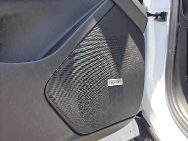 new 2025 Cadillac XT5 car, priced at $52,215