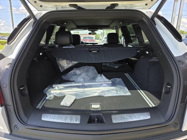new 2025 Cadillac XT5 car, priced at $52,215