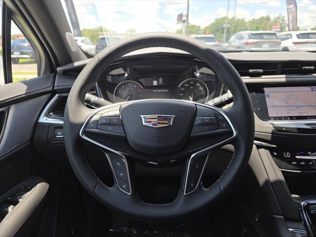 new 2025 Cadillac XT5 car, priced at $52,215