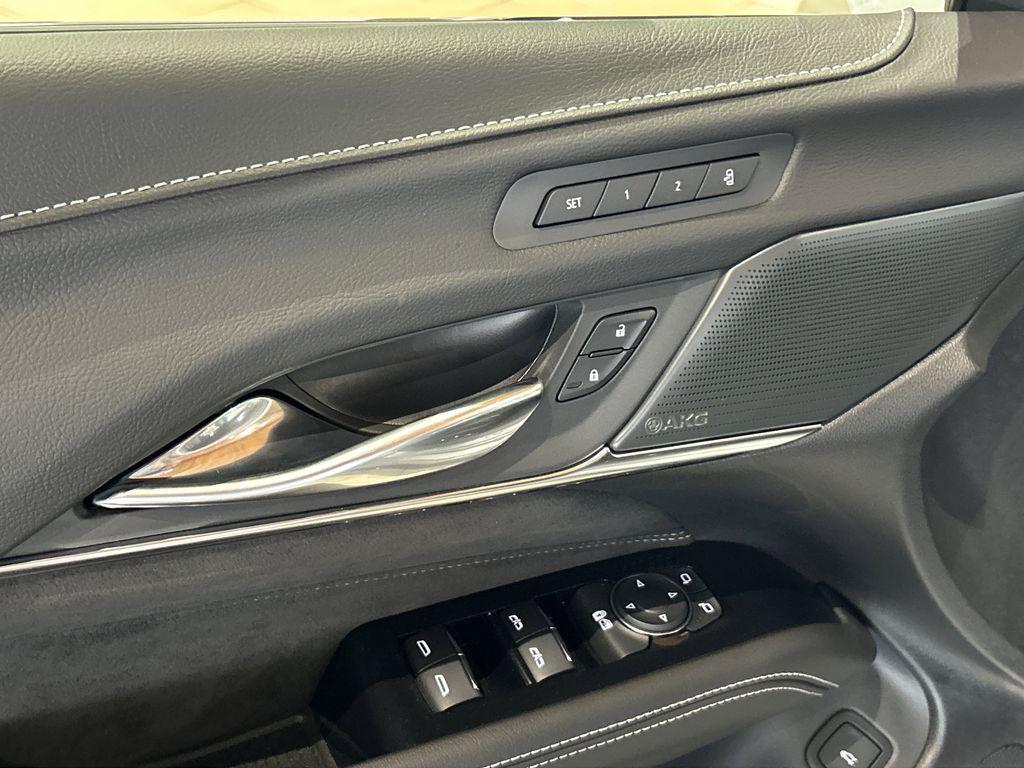 new 2025 Cadillac CT4-V car