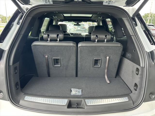 new 2025 Cadillac XT6 car, priced at $52,165