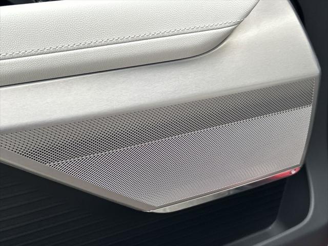 new 2026 Cadillac VISTIQ car, priced at $82,215