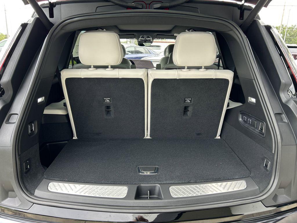 new 2026 Cadillac VISTIQ car, priced at $81,615