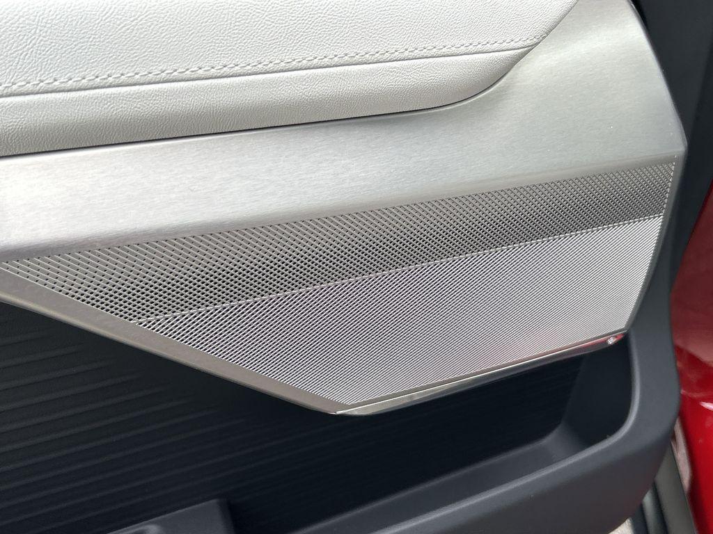 new 2026 Cadillac VISTIQ car, priced at $81,615