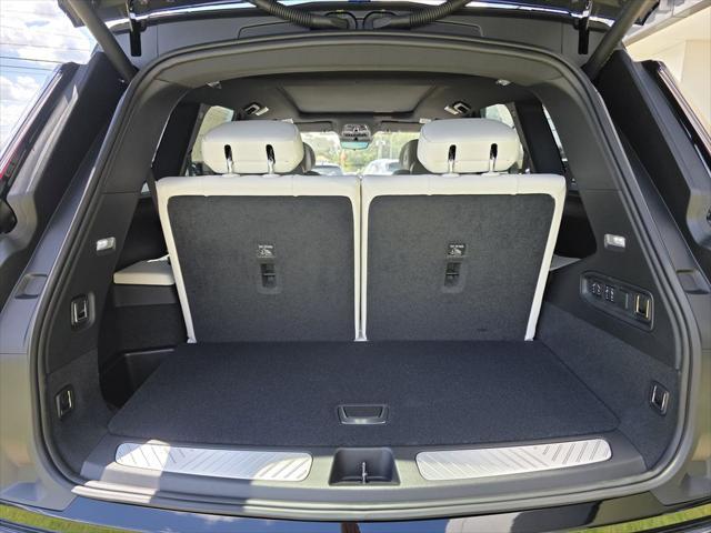 new 2026 Cadillac VISTIQ car, priced at $81,015