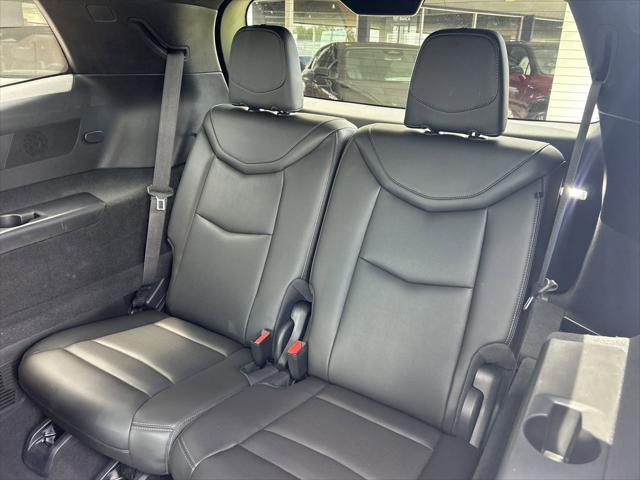 used 2023 Cadillac XT6 car, priced at $40,986