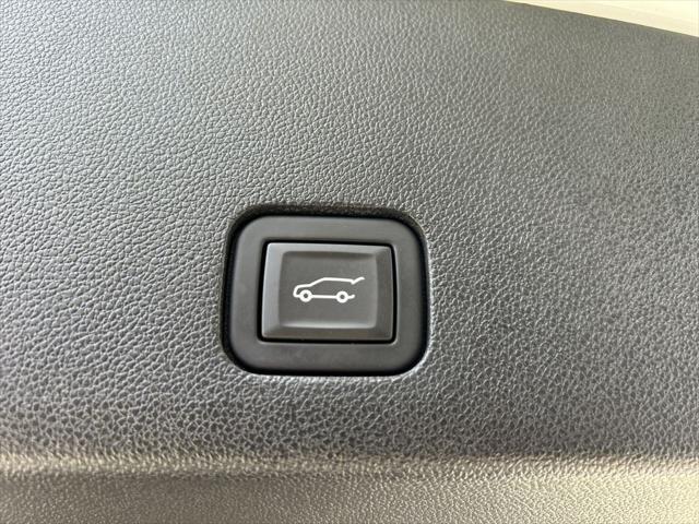used 2023 Cadillac XT6 car, priced at $40,986