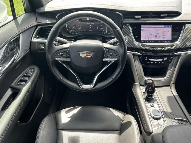 used 2023 Cadillac XT6 car, priced at $40,986