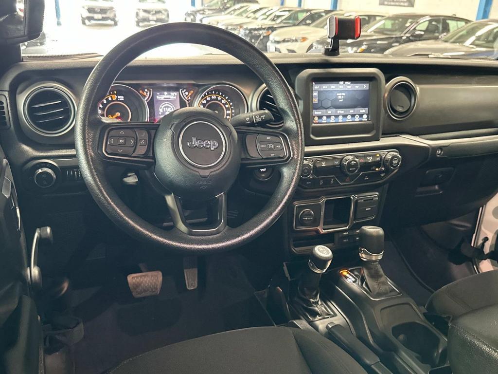 used 2022 Jeep Gladiator car, priced at $26,995