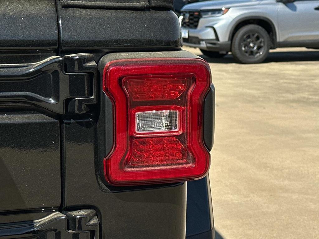 used 2020 Jeep Wrangler Unlimited car, priced at $32,170