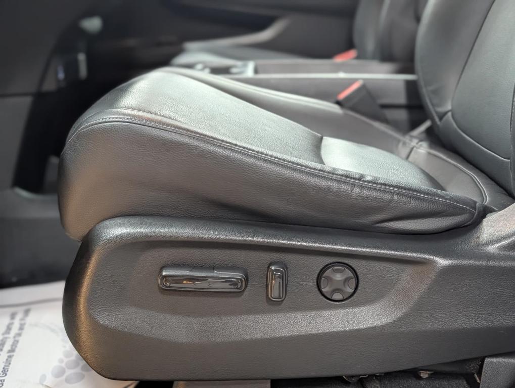 used 2023 Honda Odyssey car, priced at $35,995