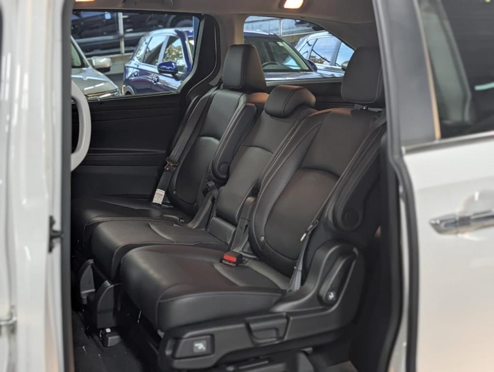 used 2023 Honda Odyssey car, priced at $35,995