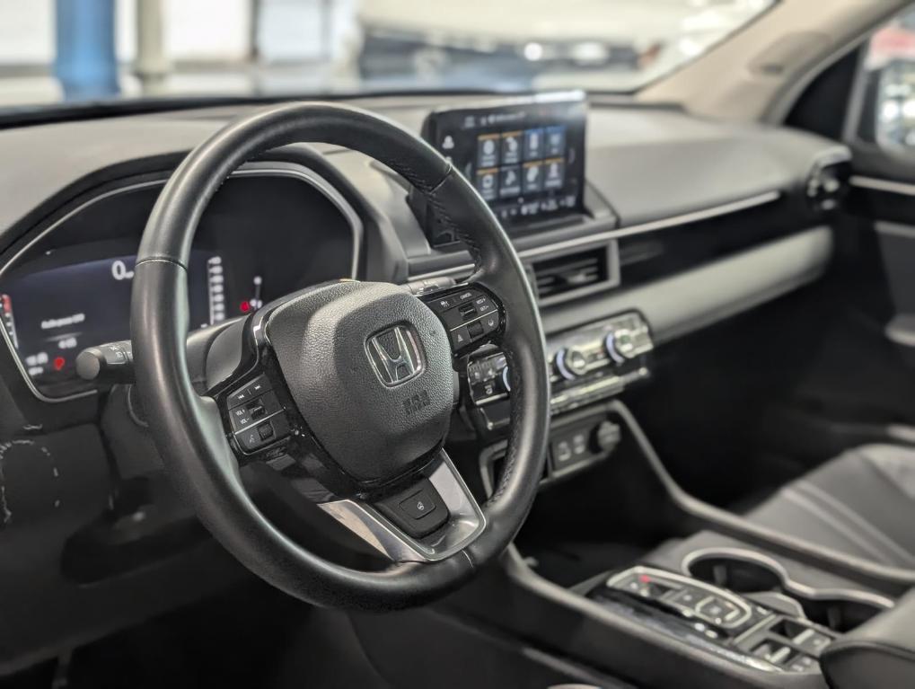 used 2023 Honda Pilot car, priced at $43,895