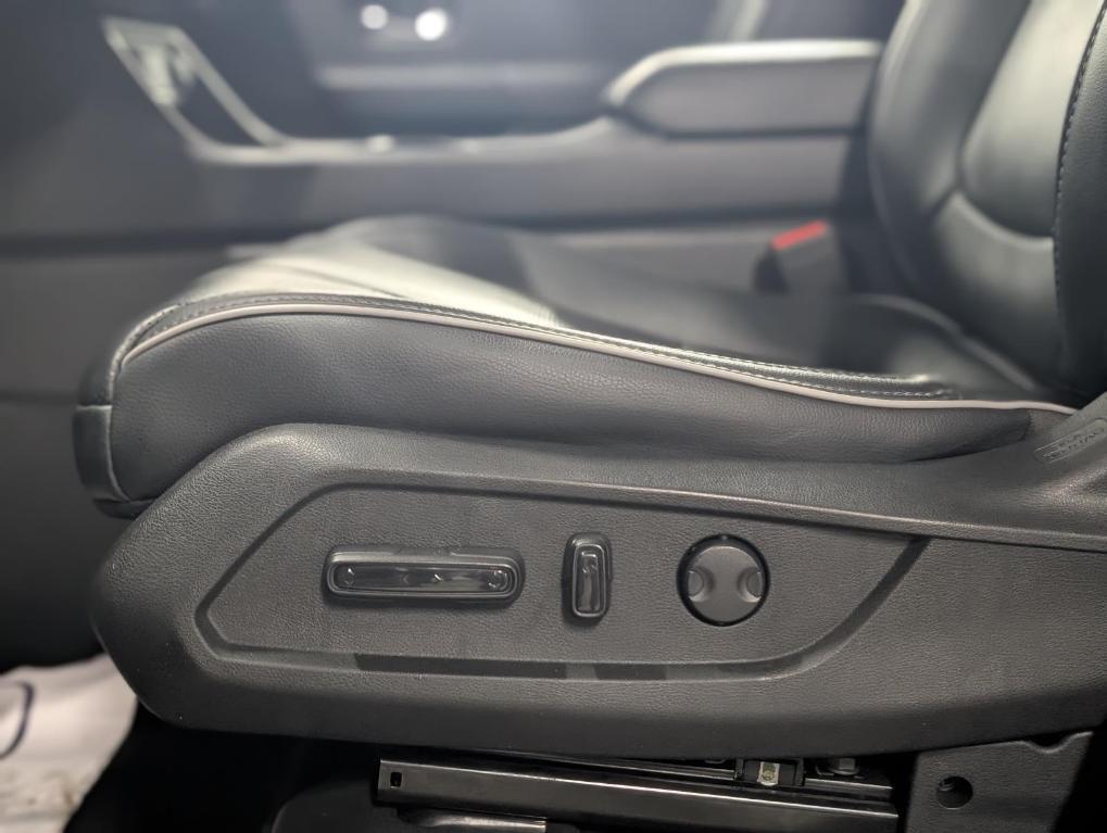used 2023 Honda Pilot car, priced at $43,895