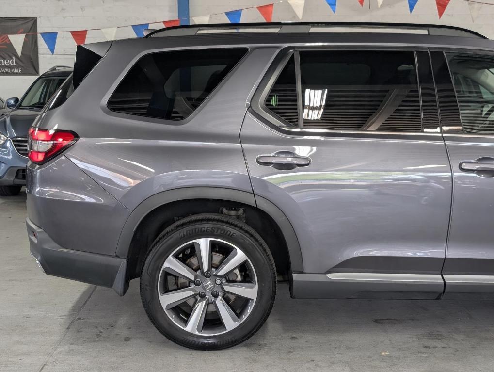 used 2023 Honda Pilot car, priced at $43,895