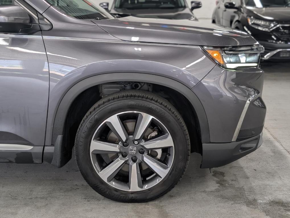 used 2023 Honda Pilot car, priced at $43,895