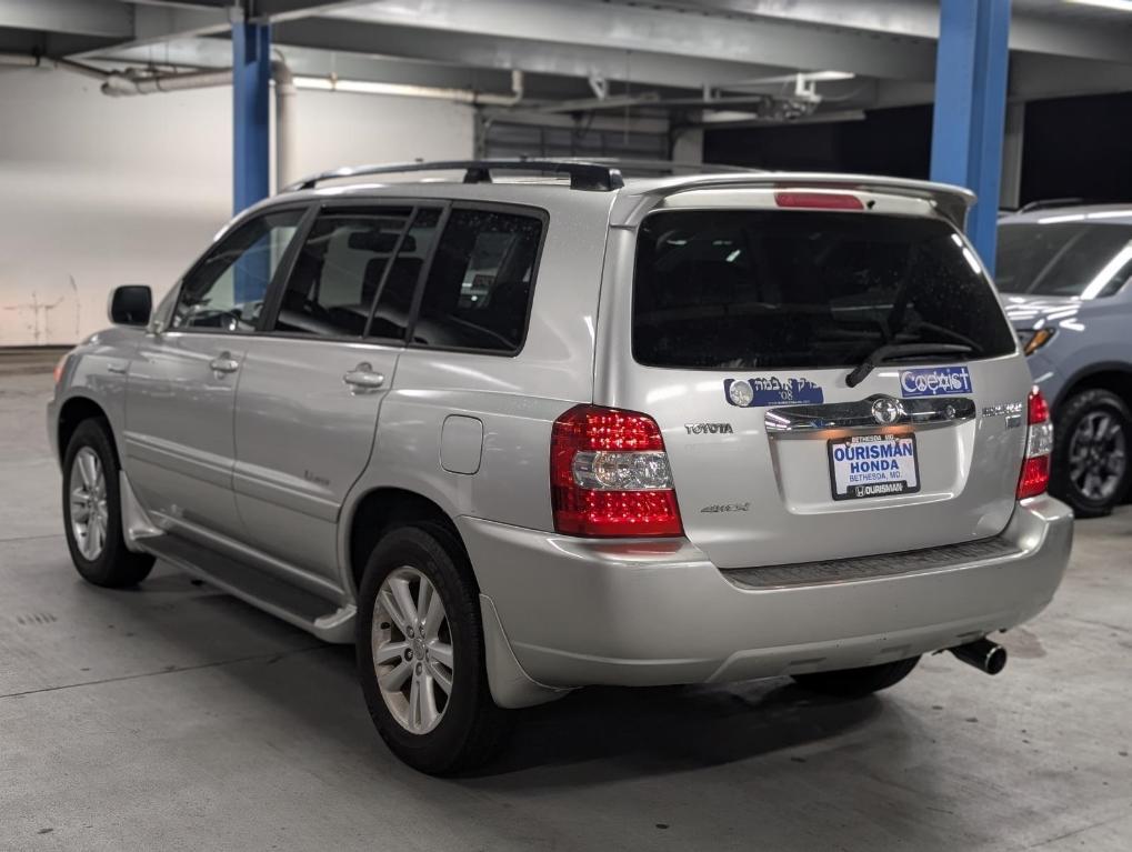 used 2007 Toyota Highlander Hybrid car, priced at $9,995