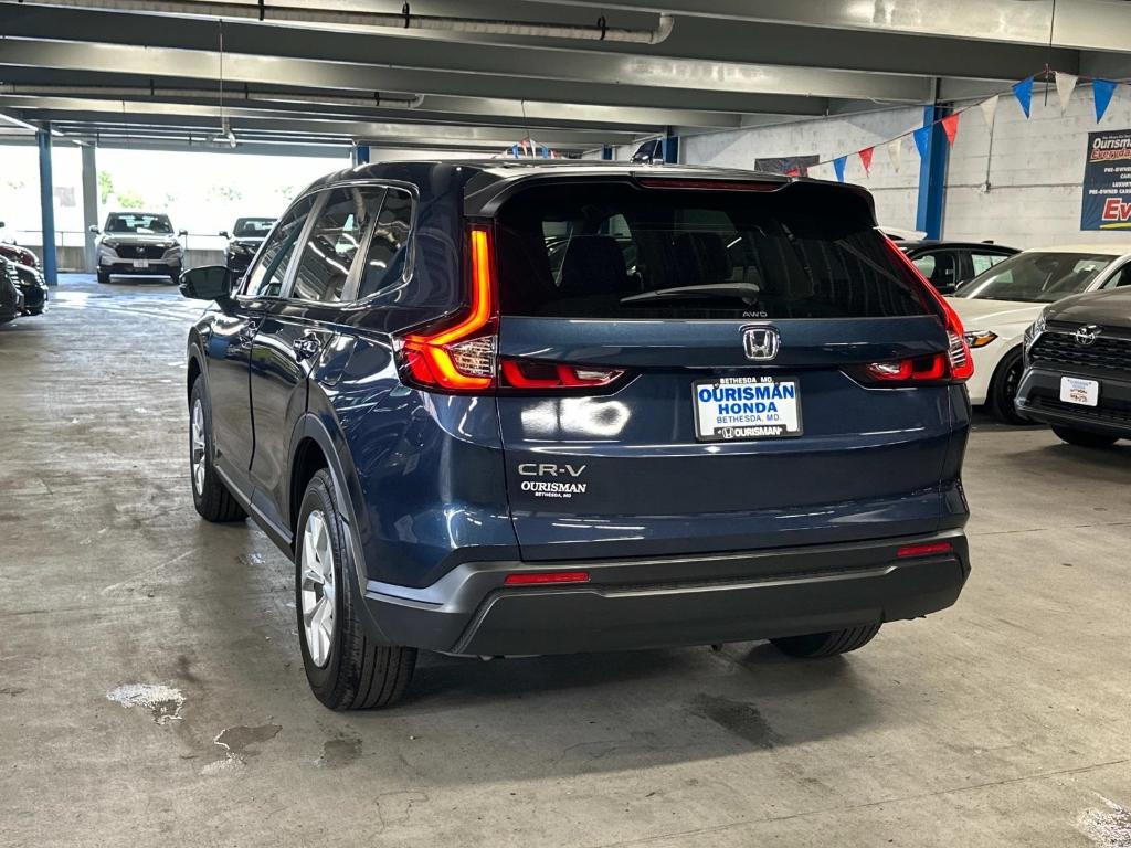 used 2025 Honda CR-V car, priced at $27,495