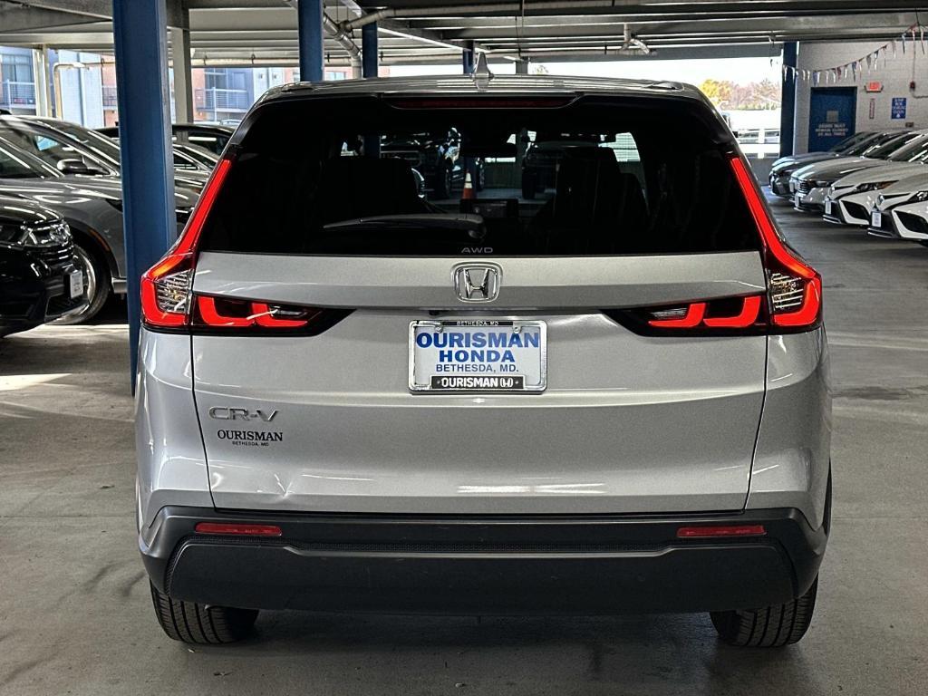 used 2024 Honda CR-V car, priced at $30,995